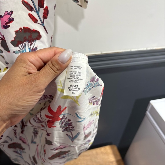 Pink and Purple Floral Short Sleeve Tunic - Picture 5 of 10